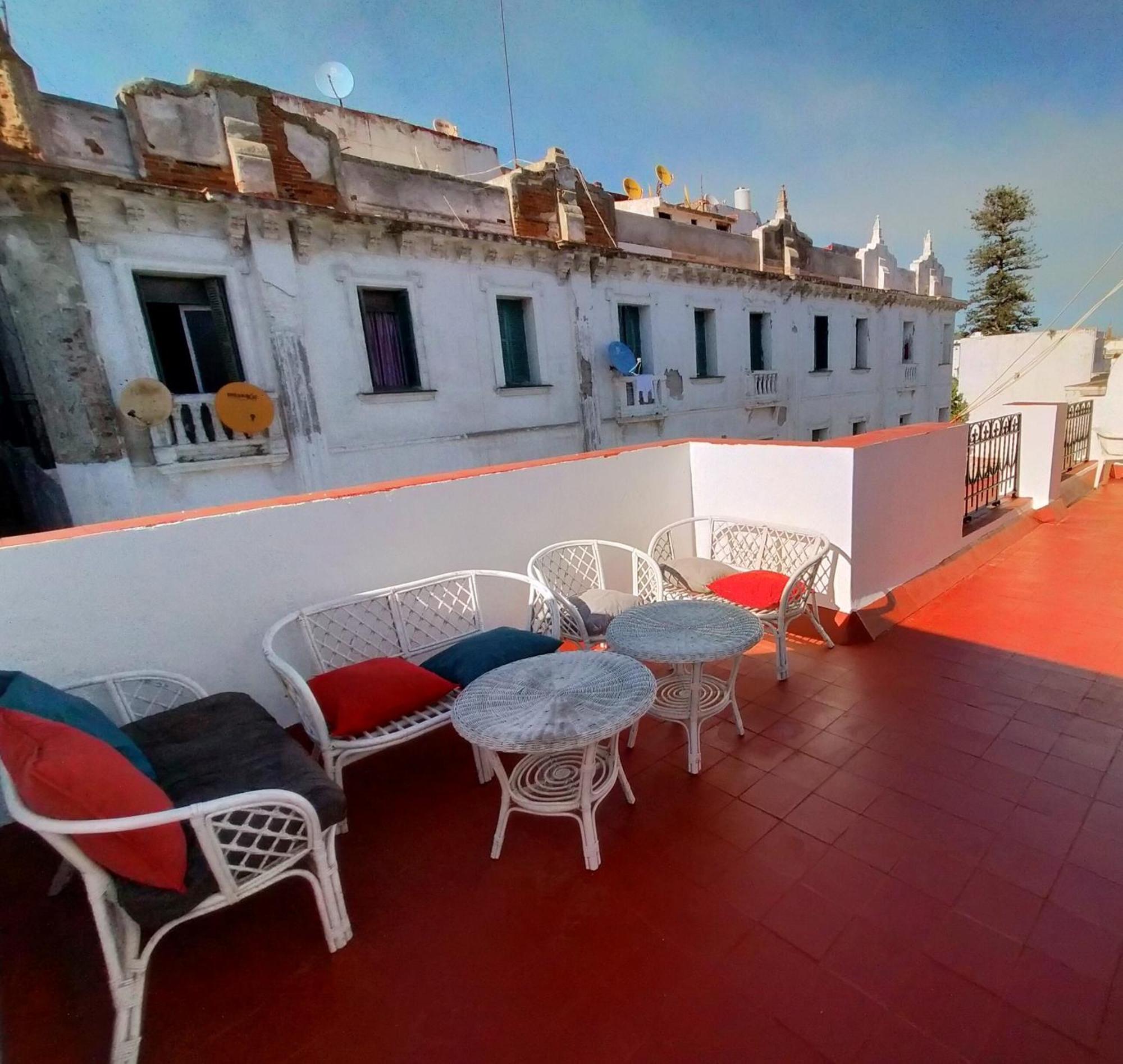 Joli Appart Avec Terrasse Au Centre Ville Tétouan Buitenkant foto