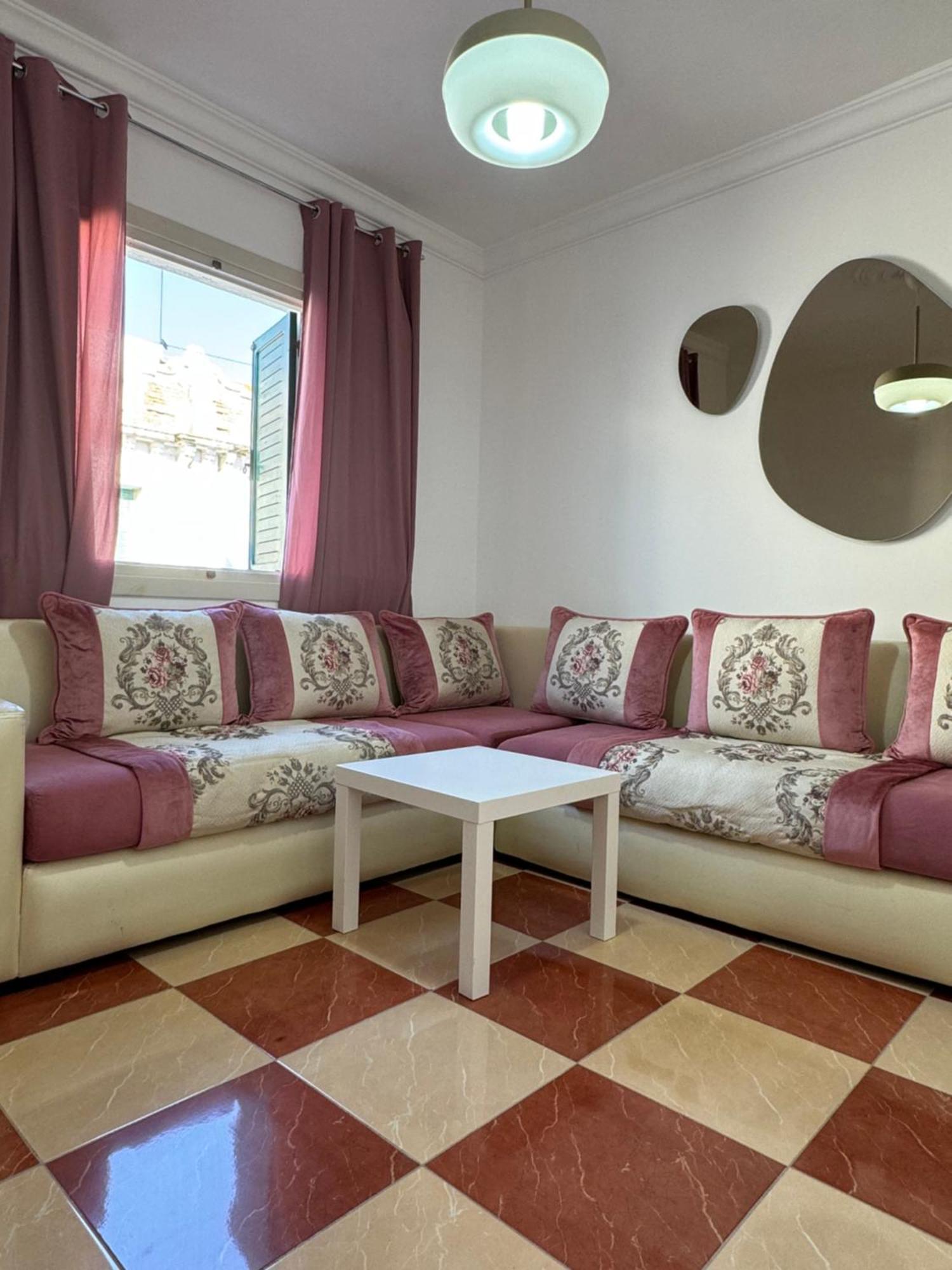 Joli Appart Avec Terrasse Au Centre Ville Tétouan Buitenkant foto